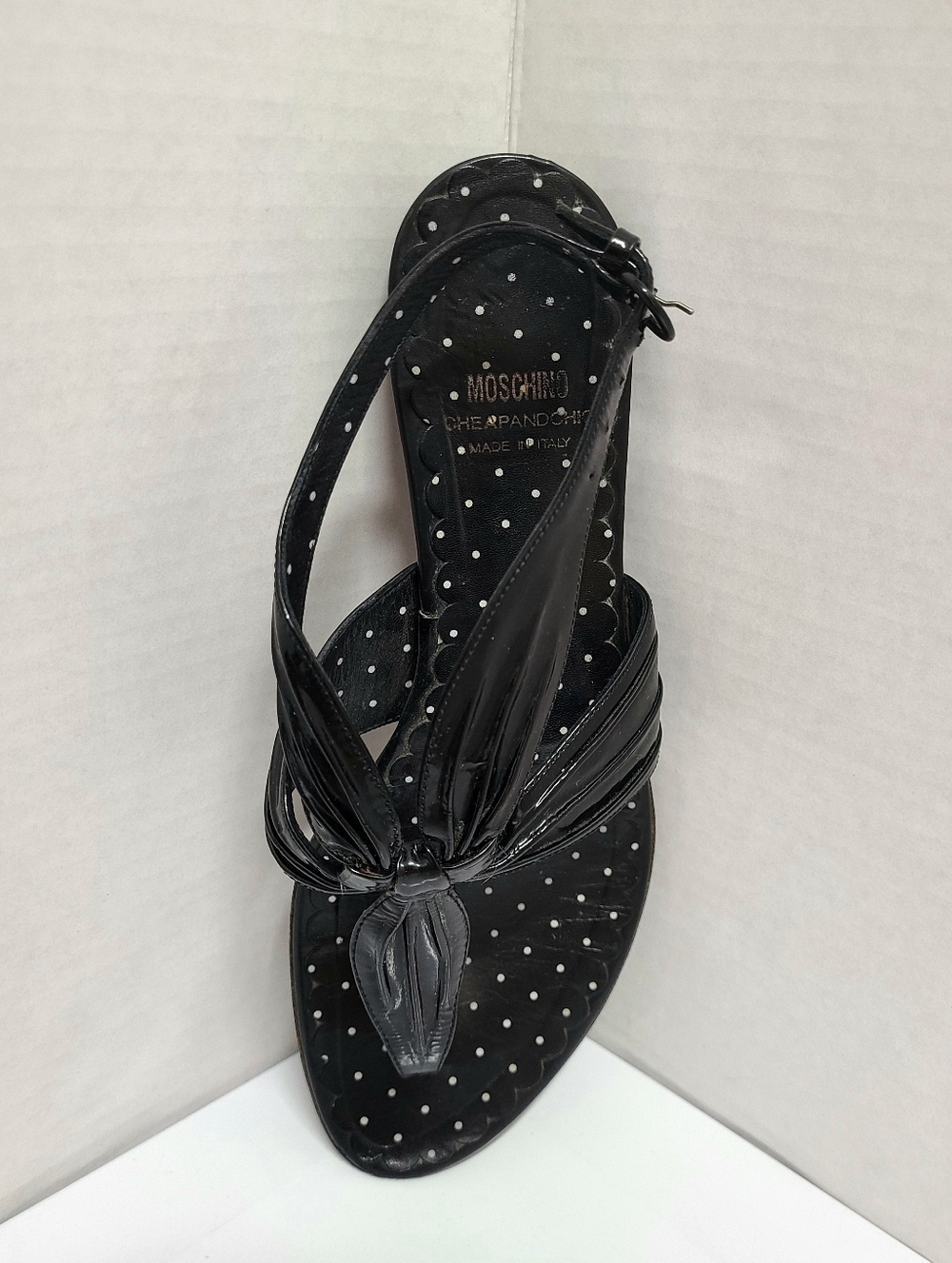 Moschino Vintage Black Patent Leather Wide T-strap Sandals Sz 7½-8 - Picture 2 of 7
